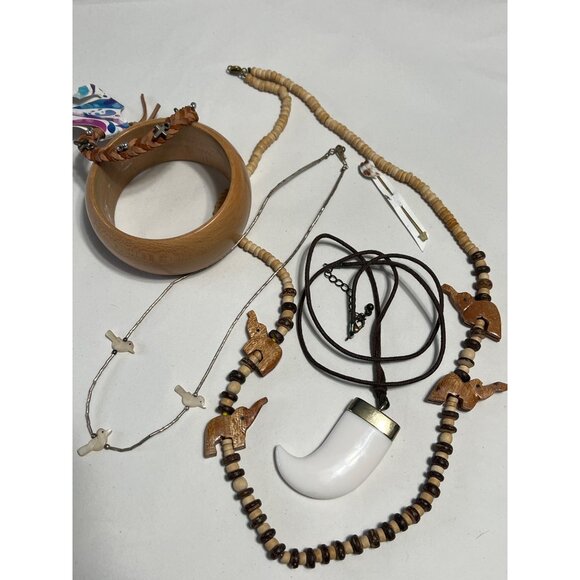Boho Wood & Shell Jewelry Set With Elephant & Bird - Picture 7 of 7